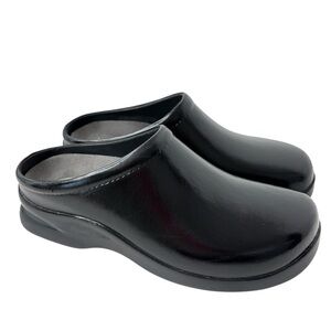 Klogs Dusty Occupational Clog Womens Comfort Shoe Size 9 Slip Resistant